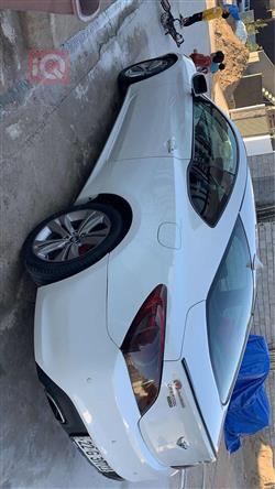 هیوندای جێنسس